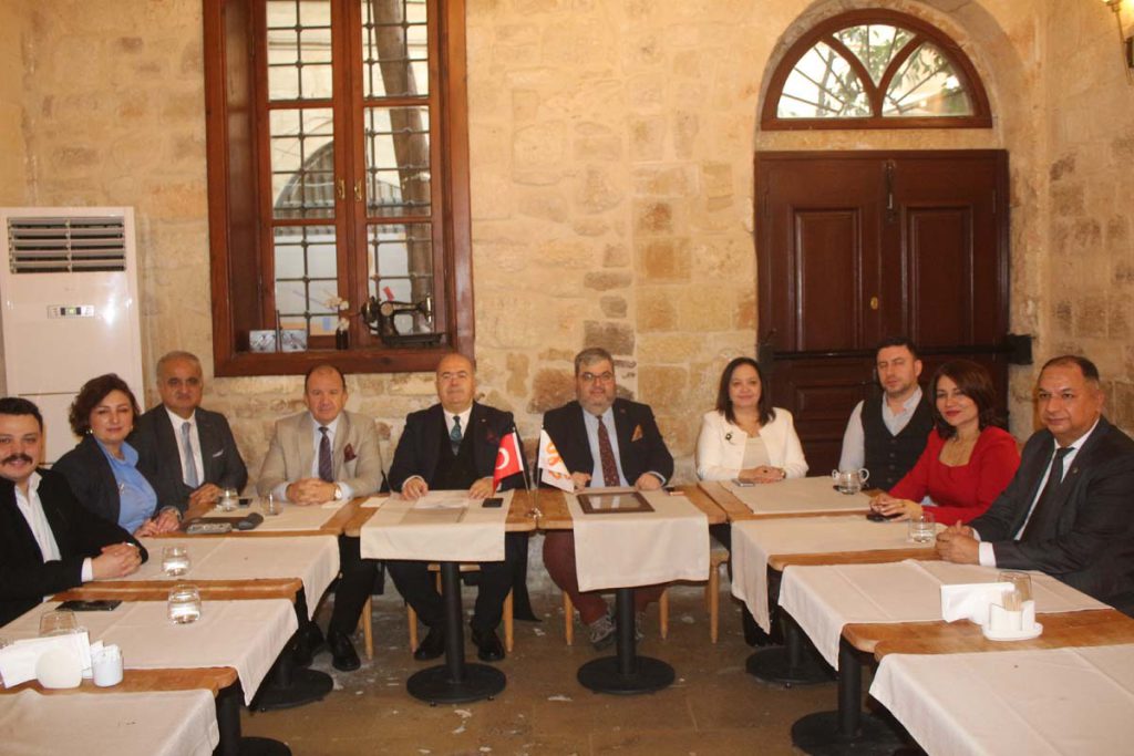 Anadolu Yönetim Danışmanları ve Akademisyenleri Derneği Basın Mensuplarıyla Bir Araya Geldi